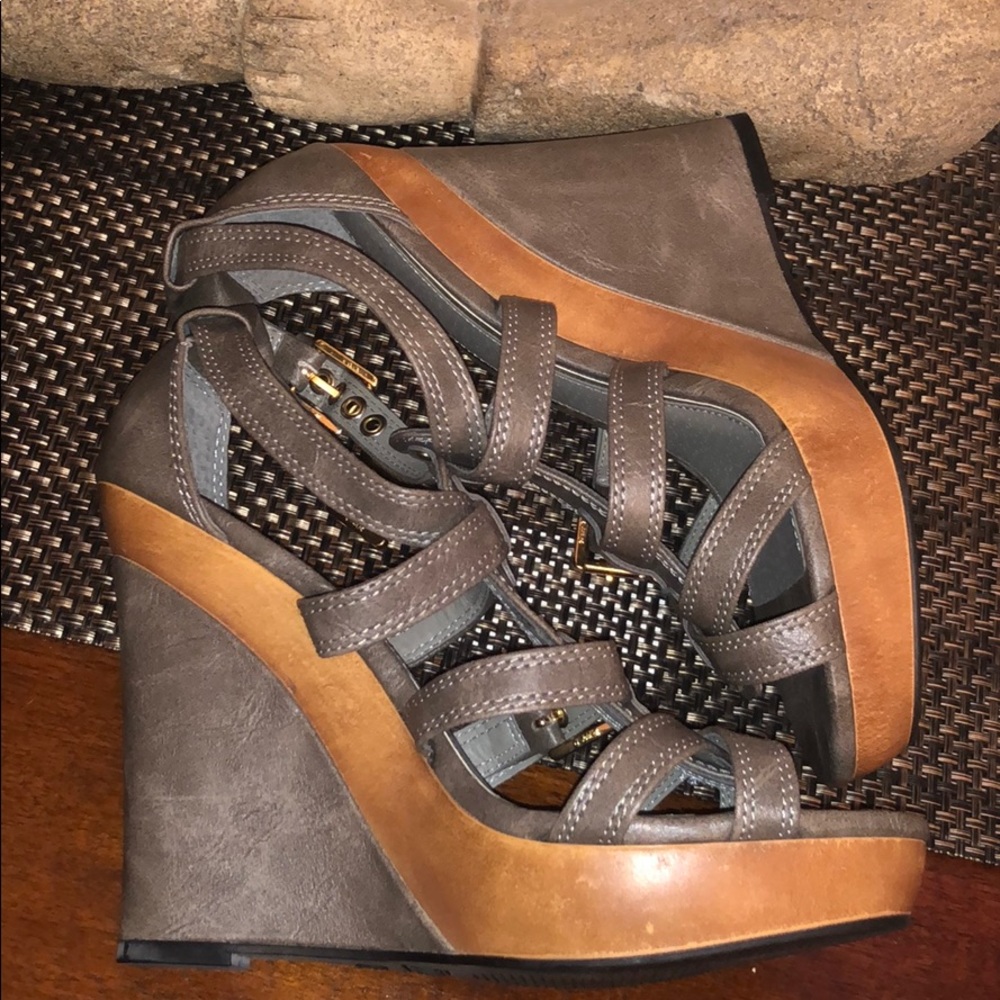 Platform Wedges! - Picture 9 of 10
